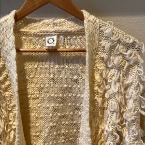 Alexis + Kim Cream Loop knit Cardigan O/S
